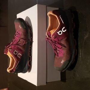 On Cloud runner sneaker